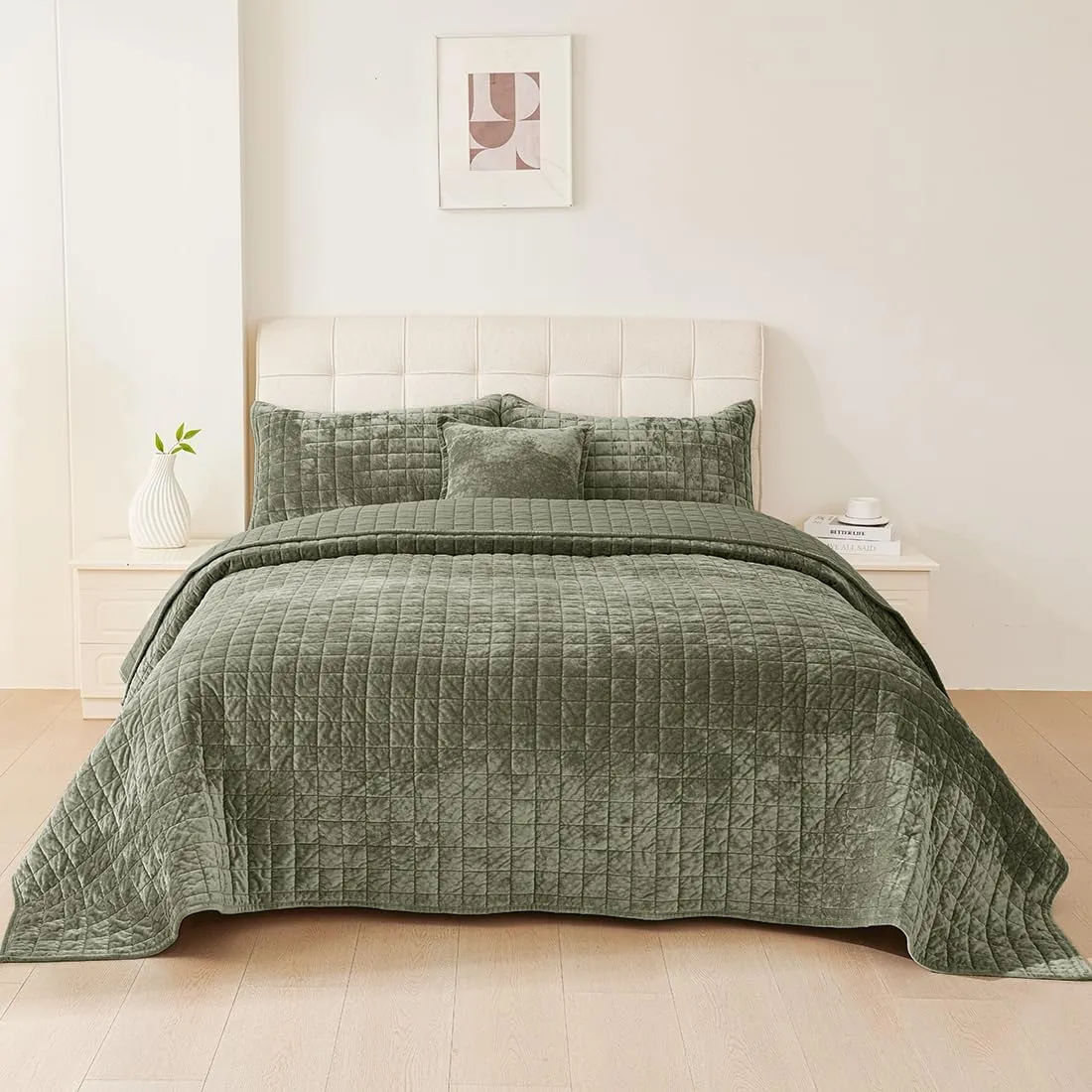 3 Pieces Luxurious Velvet Oversized King Quilts Set 120x128 Bedspread Coverlet Quilted Bedding Set with 2 Pillow Shams 20x36 Ultra Soft Comforter for All Season, Army Green