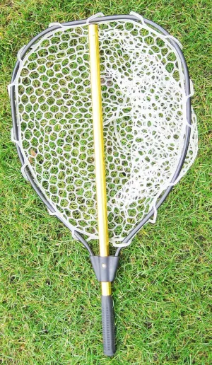 Collapsable Aluminum landing net with rubber net (Hoop:20"x16";Total length:47")