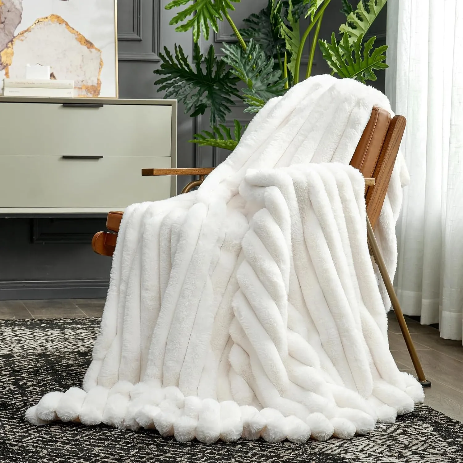 Cozy Bliss Faux Fur Throw Blanket for Couch, Cozy Warm Plush Striped Blanket for Sofa Bedroom Living Room, 50 * 60 Inches Cream White