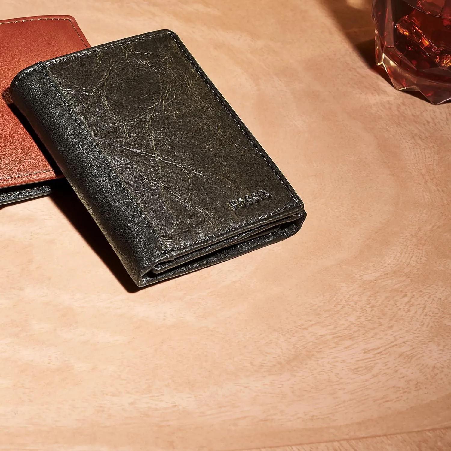 Fossil Men's Neel Leather Trifold with ID Window Wallet, Black, (Model: ML3869001)