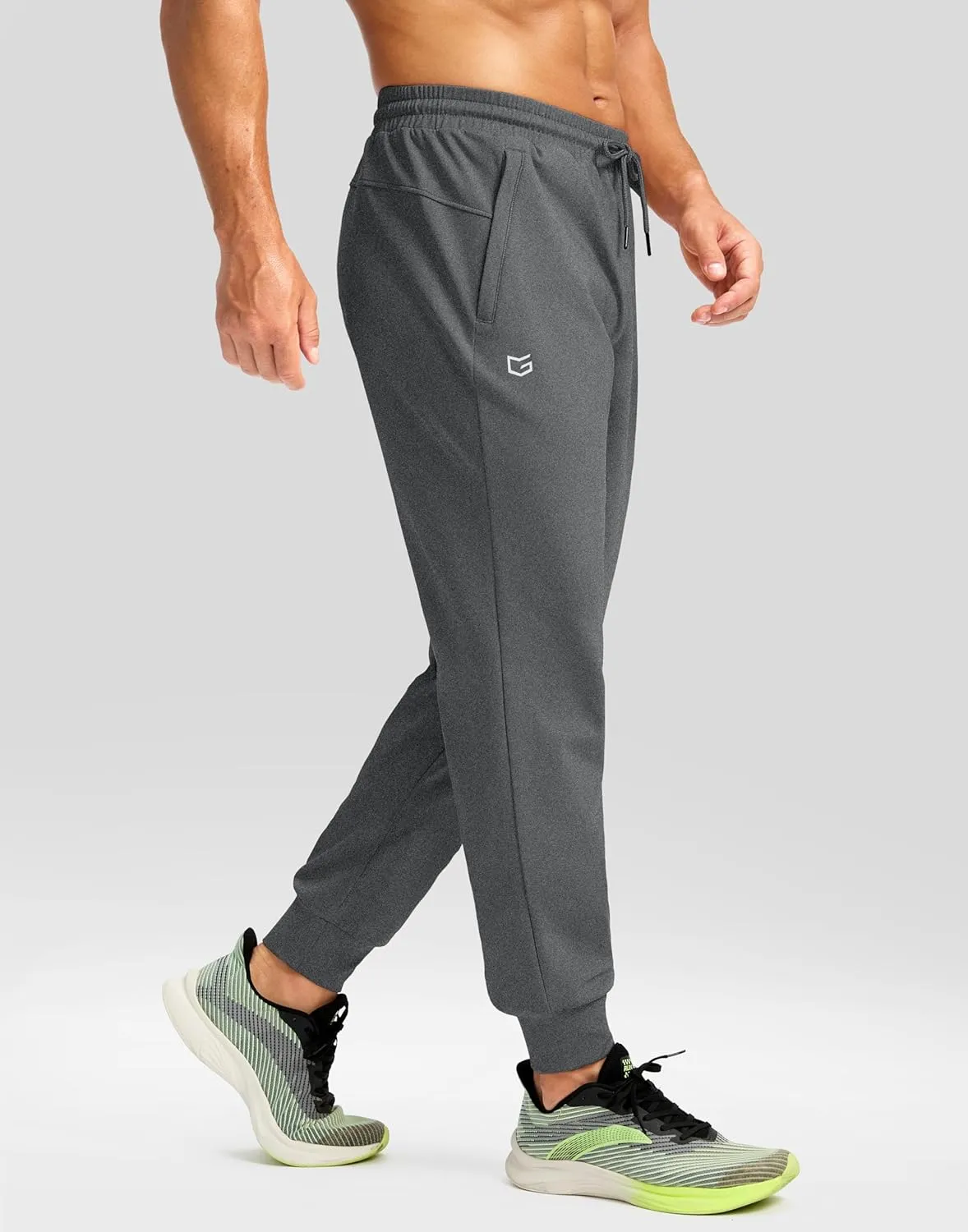 G Gradual Men's Fleece Joggers with Zipper Pockets Winter Warm Pants Water Resistant Athletic Workout Gym Sweatpants for Men