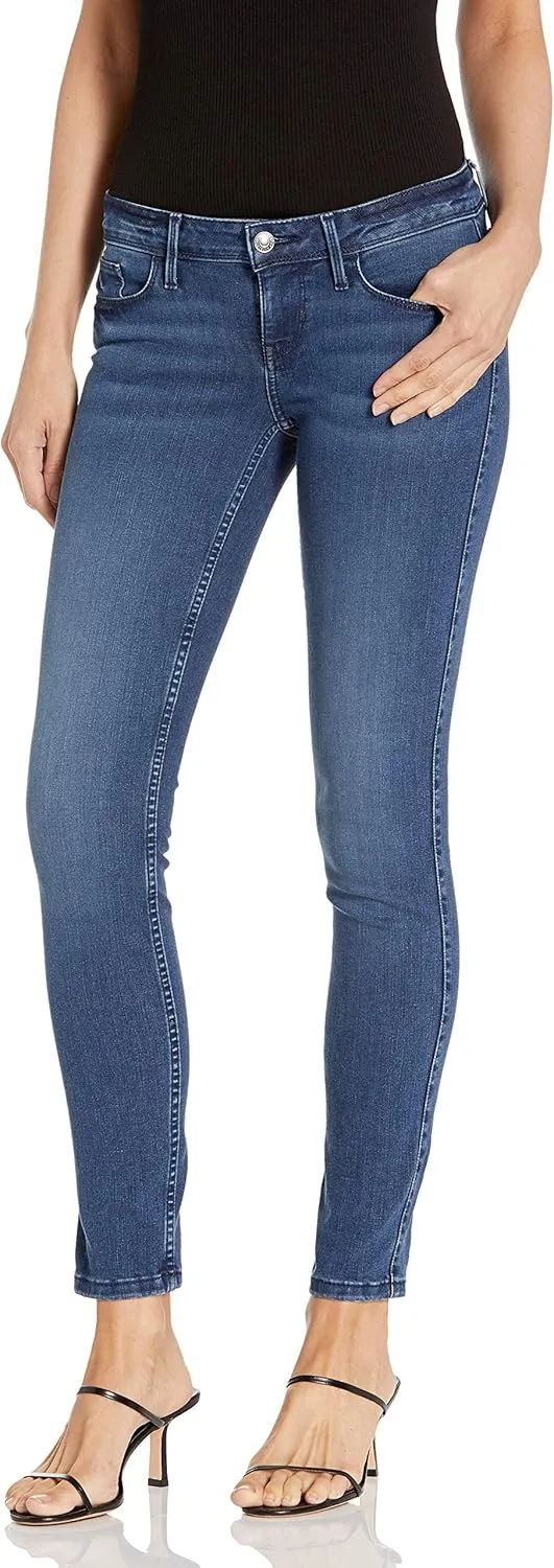 GUESS Women's Power Low Rise Stretch Skinny Fit Jean