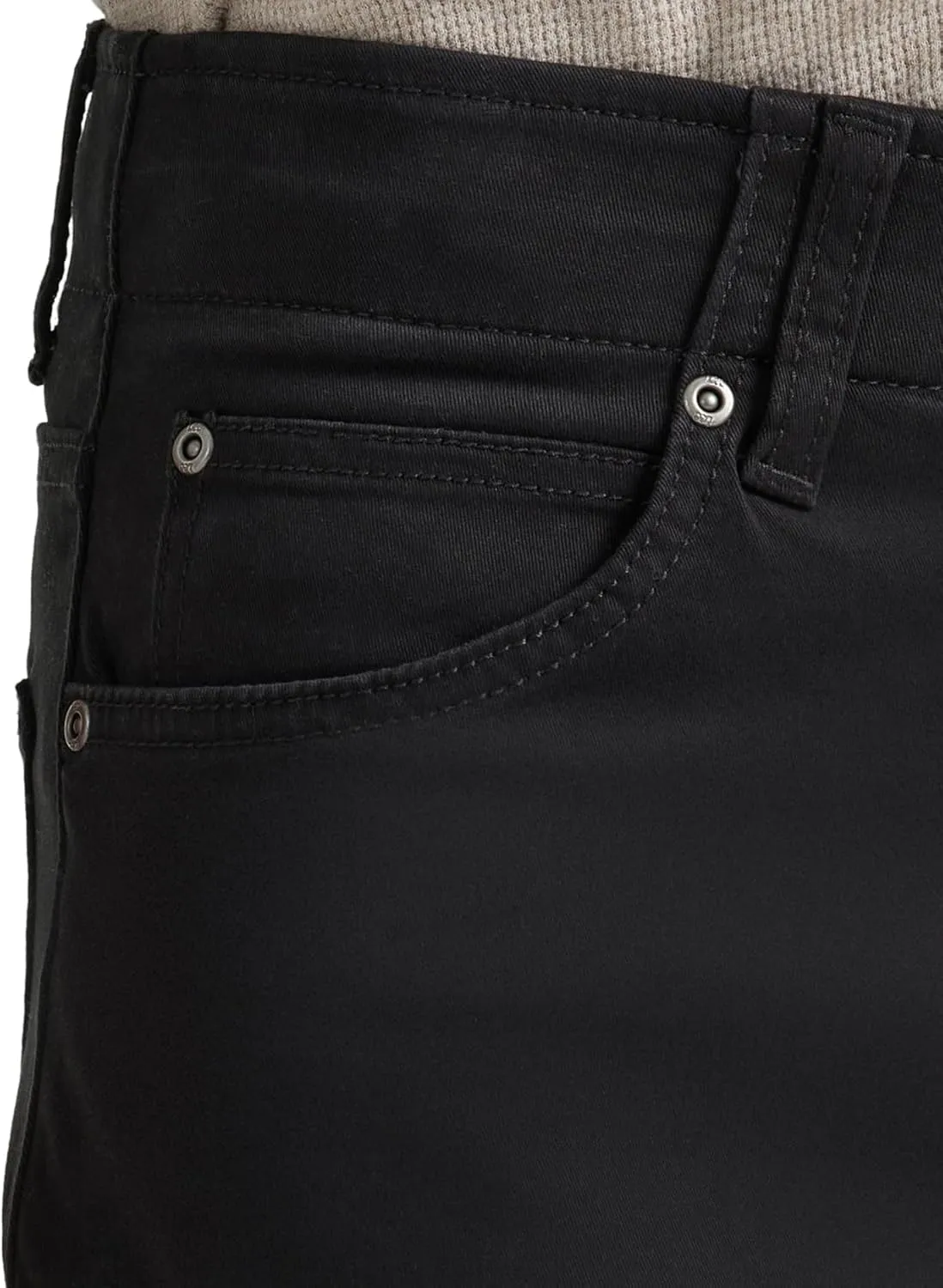 Lee Men's Extreme Motion Straight Taper Jean