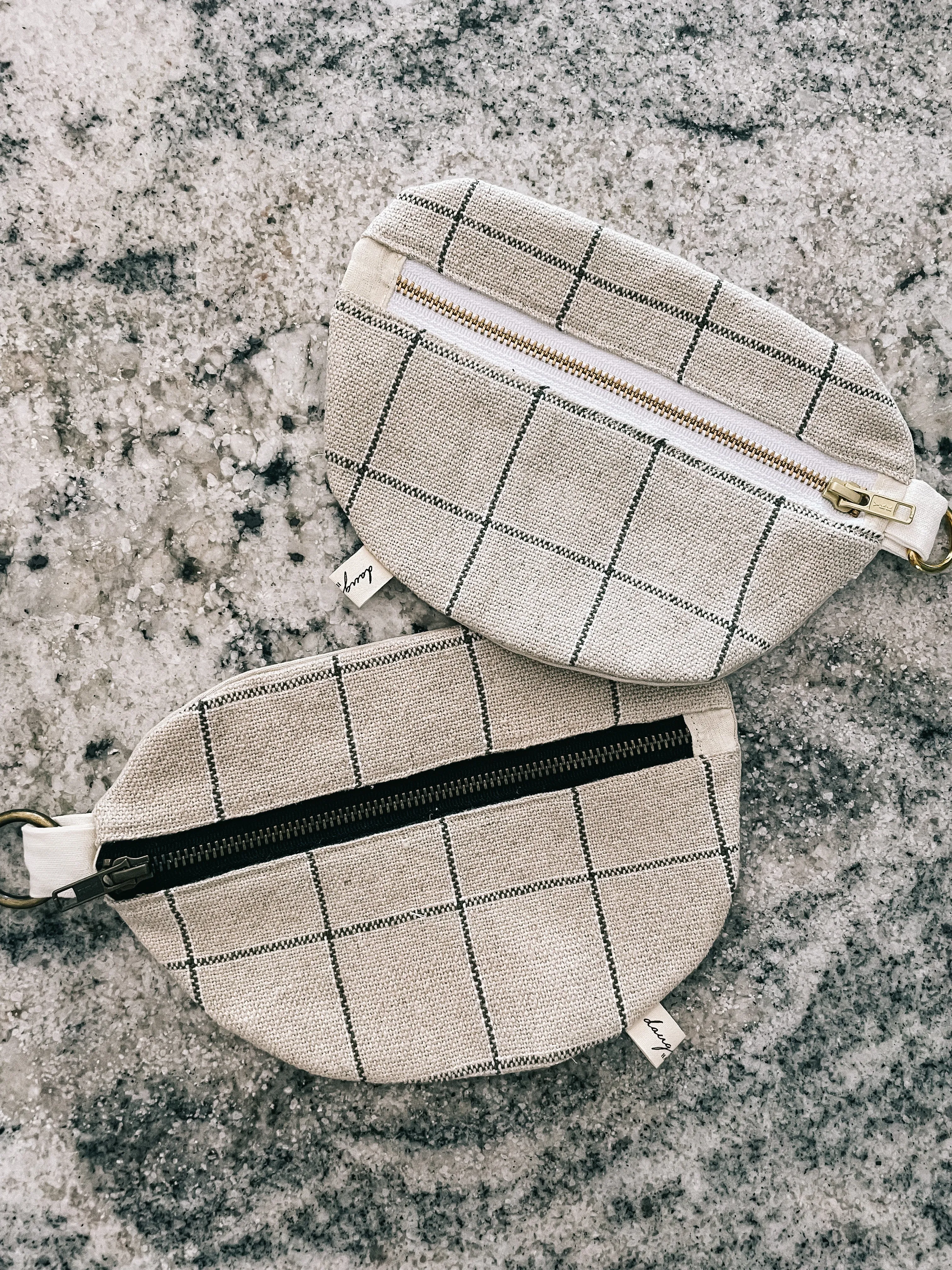 Linen Zipper Pouch