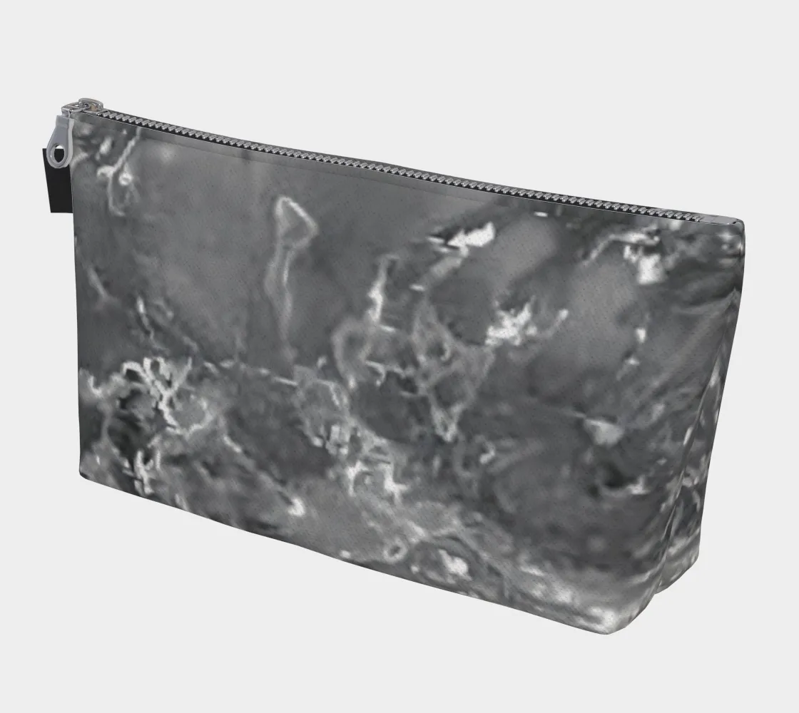 Makeup Bag (2024-12-26, 12:53 p.m.)