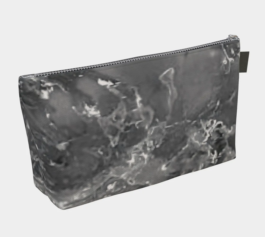 Makeup Bag (2024-12-26, 12:53 p.m.)