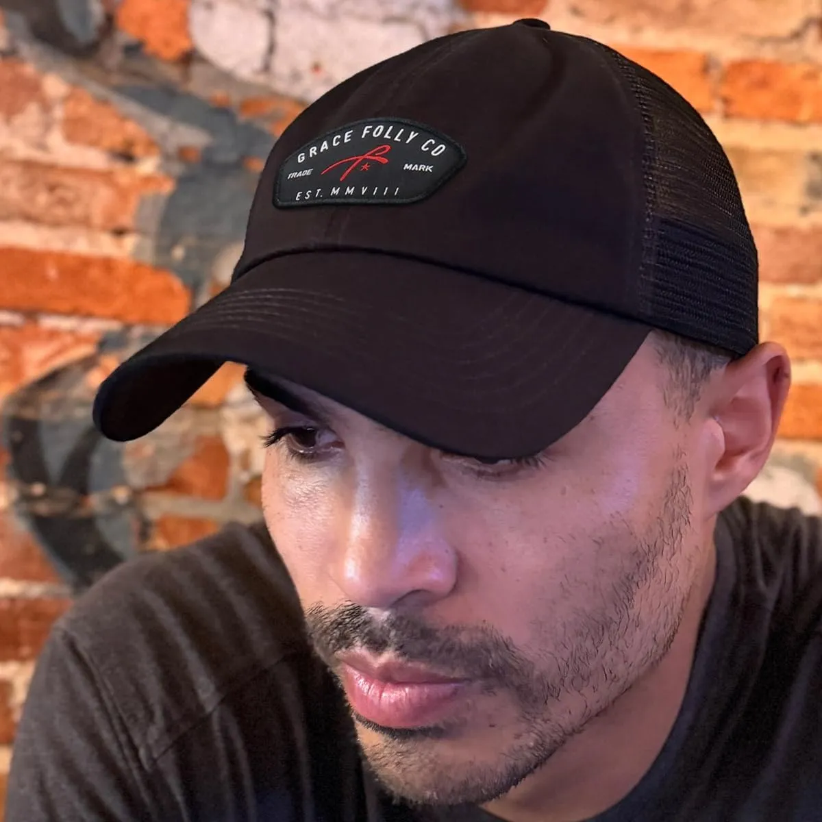 Men’s Baseball Cap in Cool Dad Hat Design with Mesh to Stay Cool at The Beach in Summer