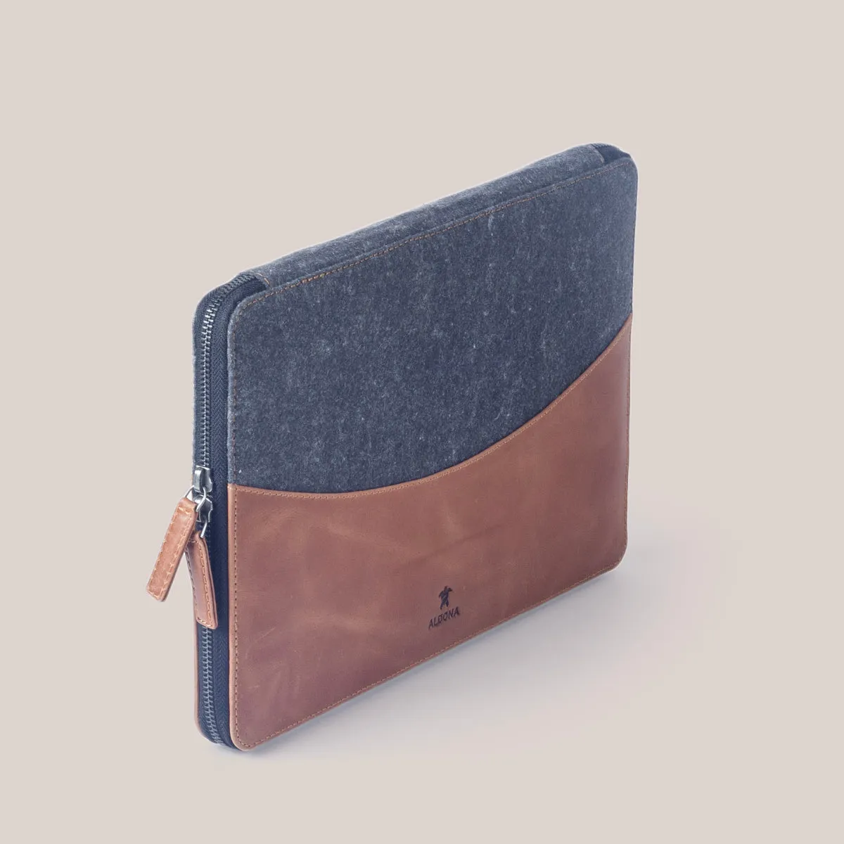 Microsoft Surface Laptop Studio Zippered Laptop Case - Burnt Tobacco
