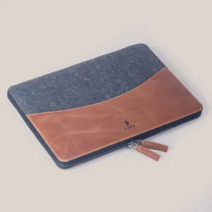 Microsoft Surface Pro 9 Zippered Laptop Case - Felt and Tan Crunch