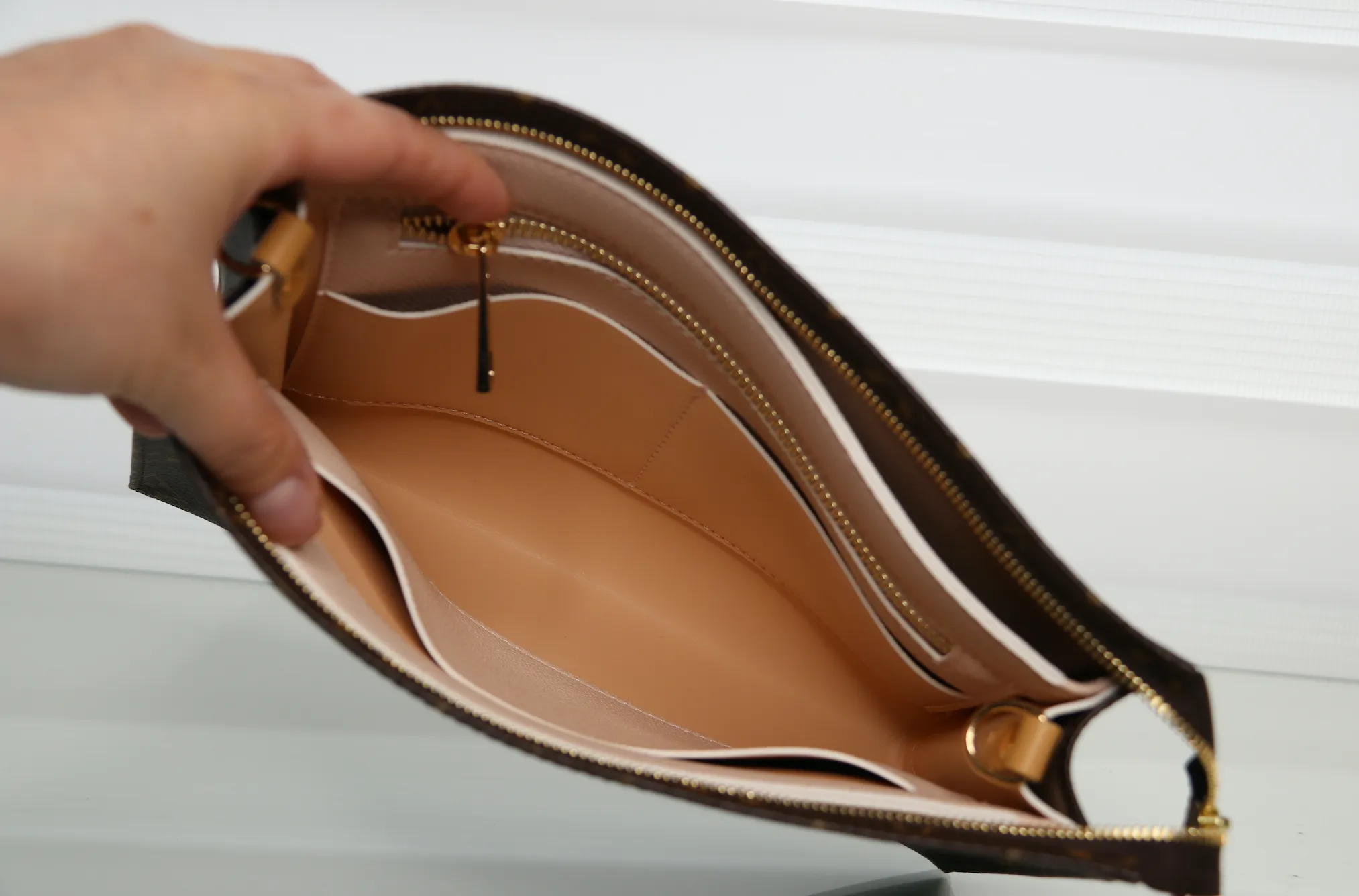 New design Conversion Kit for LV Toiletry Pouch 26 / 19 insert liner organizer conversion kit with zip