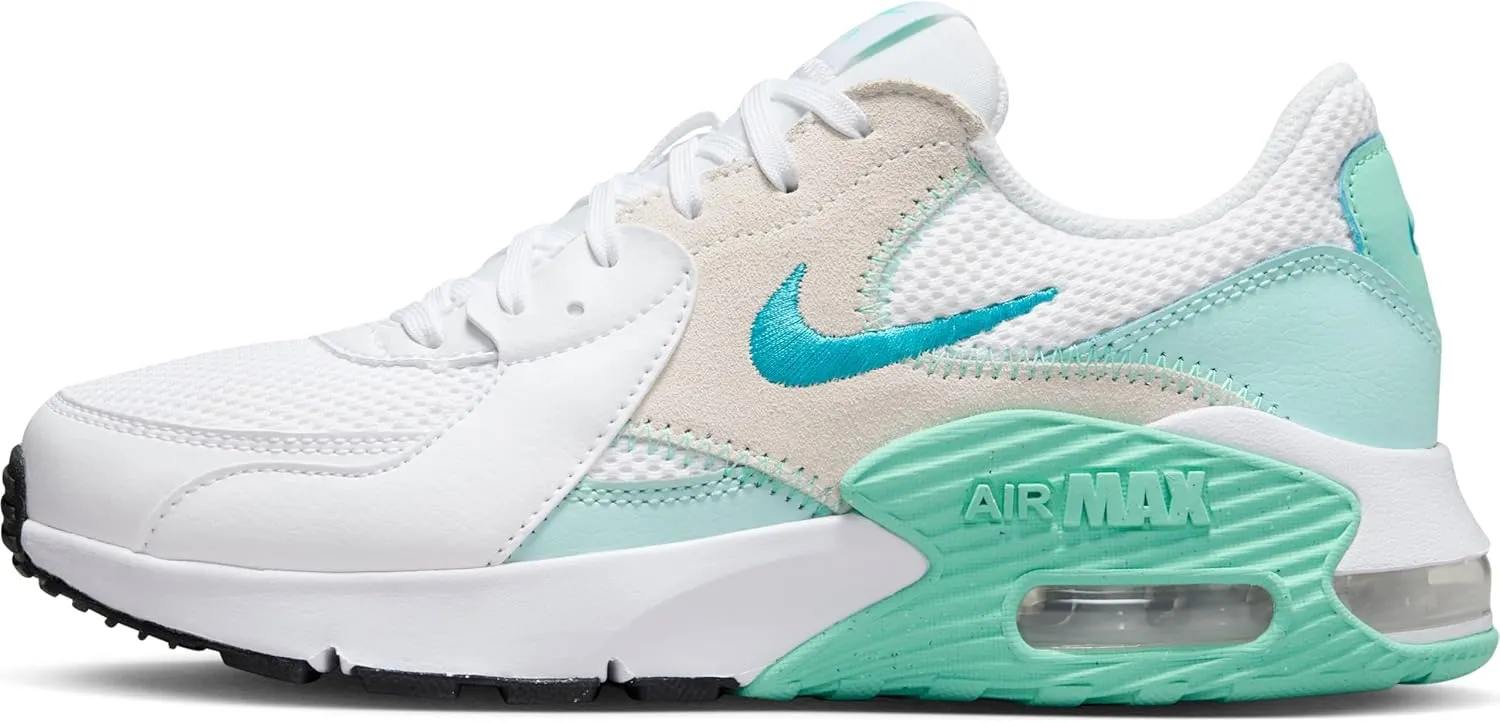 Nike Women's Sports Low Top Shoes