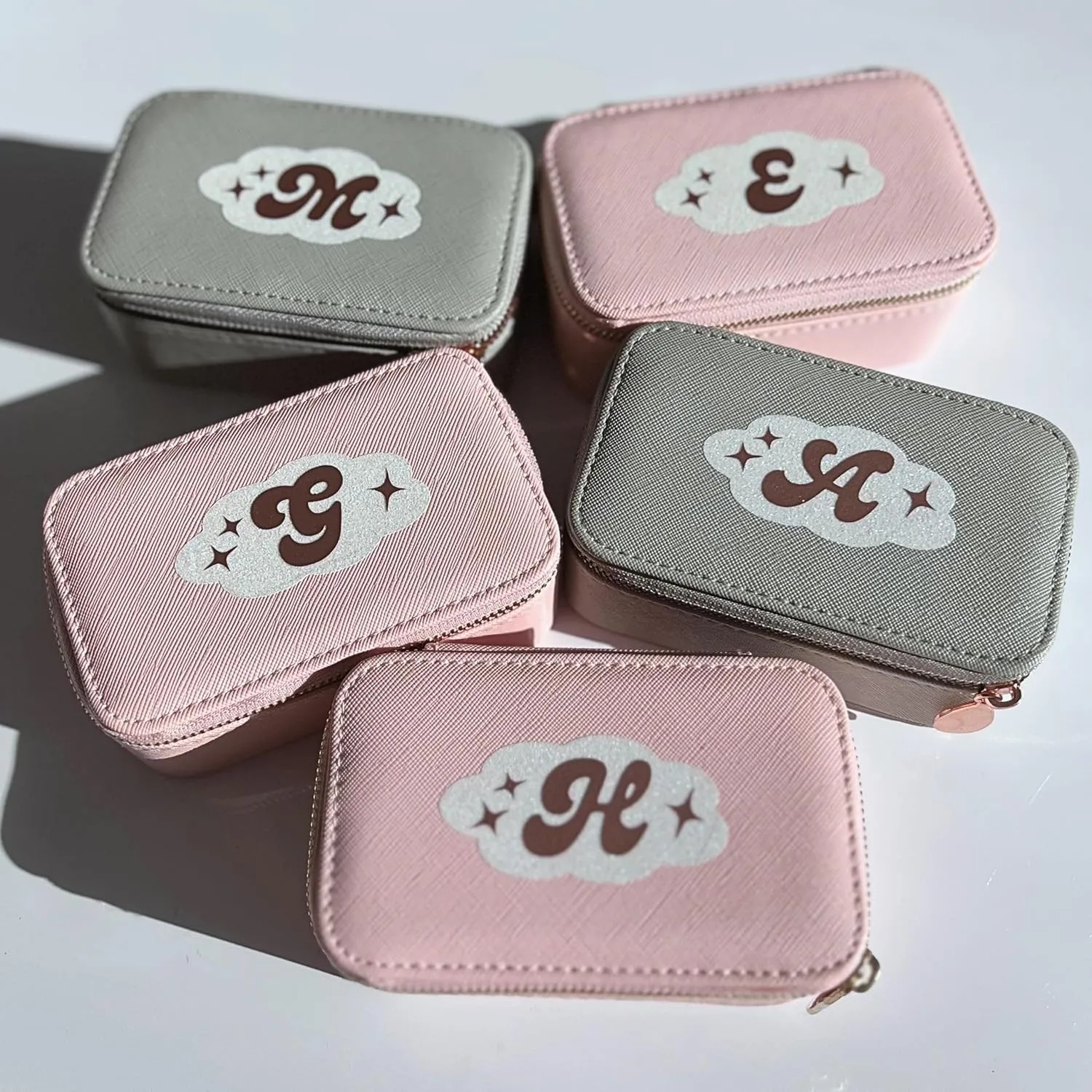 Personalized Initial Travel Jewelry Case - Monogram Custom Gifts For Women, Bridesmaid Proposal Gifts, Travel Jewelry Organizer, Customized Travel Jewelry Box, Birthday Gifts (Grey, M)