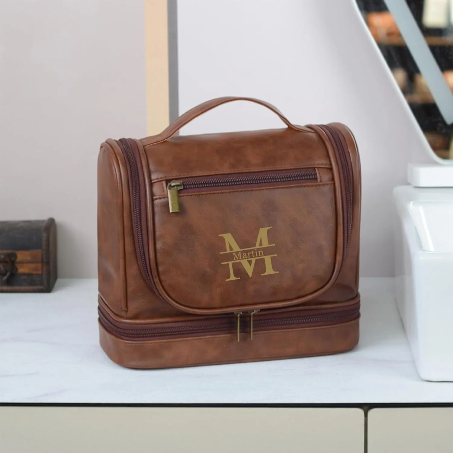 Personalized Toiletry Bag Leather Shaving Dopp Kit Bag for Men Hanging Makeup Bag Hanging Cosmetic Organizer Kit