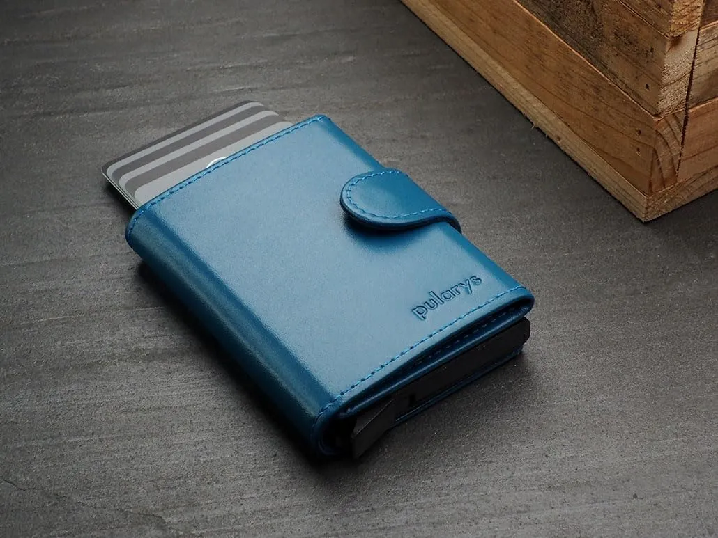 PULARYS Mini Wallet SOLO- Credit Card Holder Made of Italian Leather - RFID blocking - Up to 9 Card Slots - Coin Pocket - For Men and Women - Classic Design