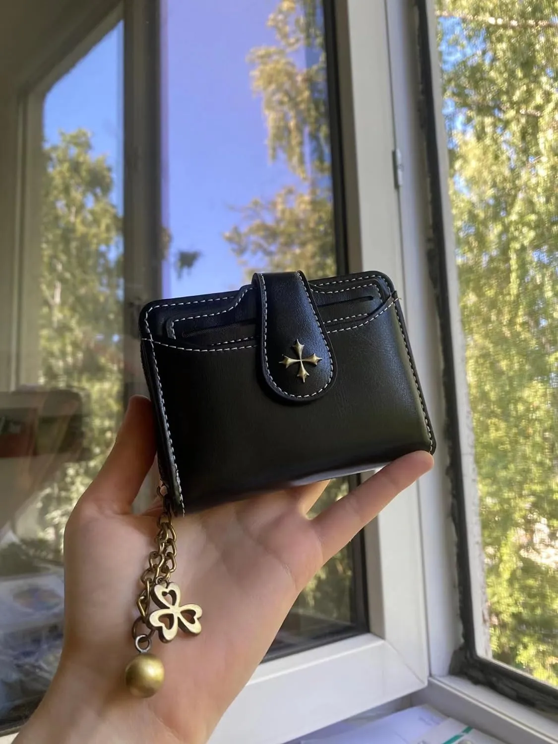 Small Wallet for Women Zip Bifold Vintage Wallet Goth Purse Mini Leather Cash Wallets with Zipper Coin Pocket (Brown,Small)