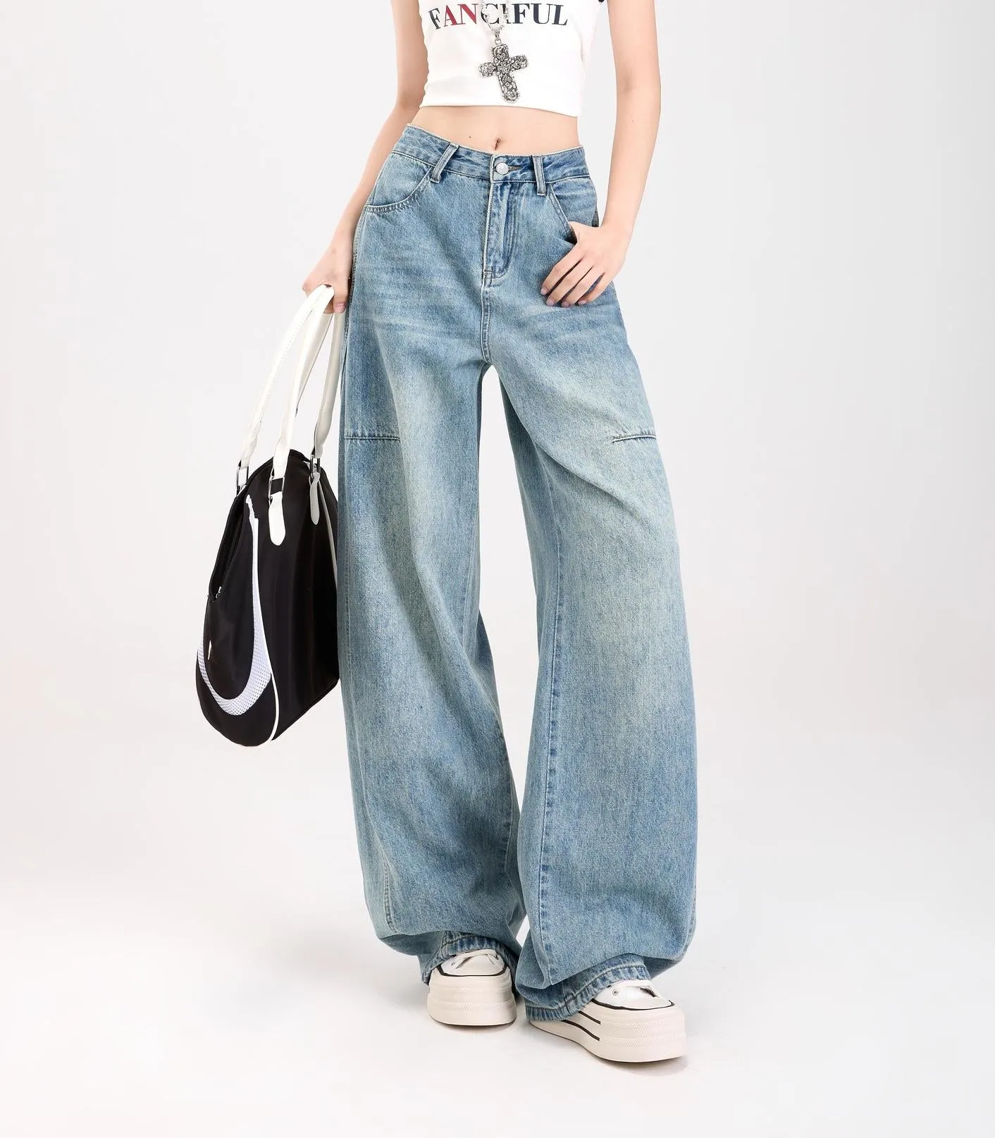 Stylish Straight-leg Wide Leg Jeans with Abrasion-resistant Material