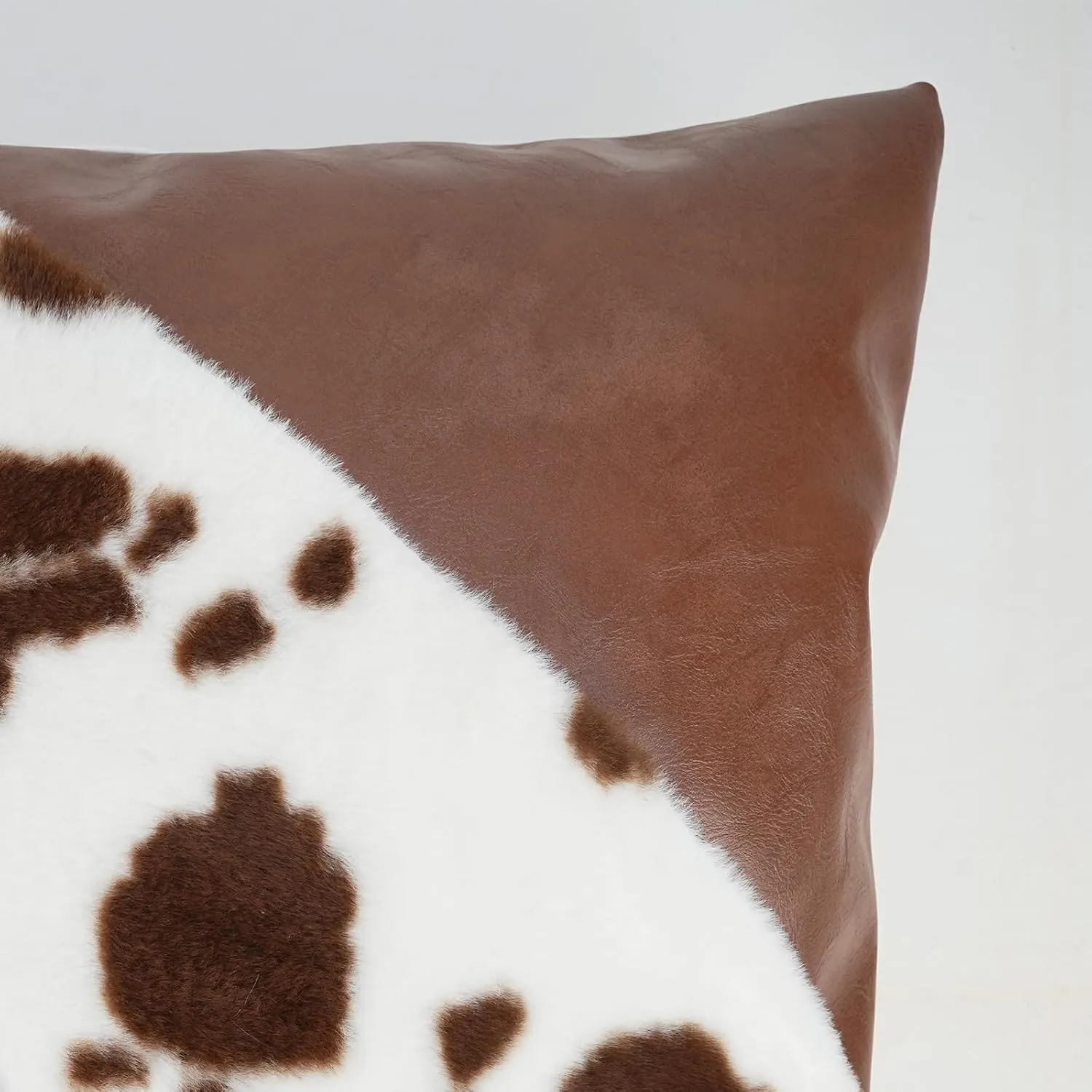 TOMWISH Faux Fur and Artificial Leather Throw Pillow Covers 18x18 Set of 2,Western Decor Christmas Decorative Modern Throw Pillows for Bedroom Living Room Sofa Car Cushion Cover(White and Brown)