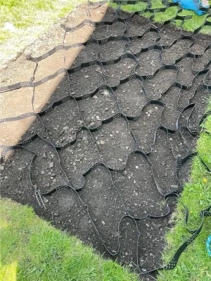 WDJBPSH Black Ground Grid for Garden/Driveway/Parking, Heavy - Duty Subgrade Reinforcemen/Slope Protection Geogrid, Honeycomb Expandable Support Mesh(1x2m)