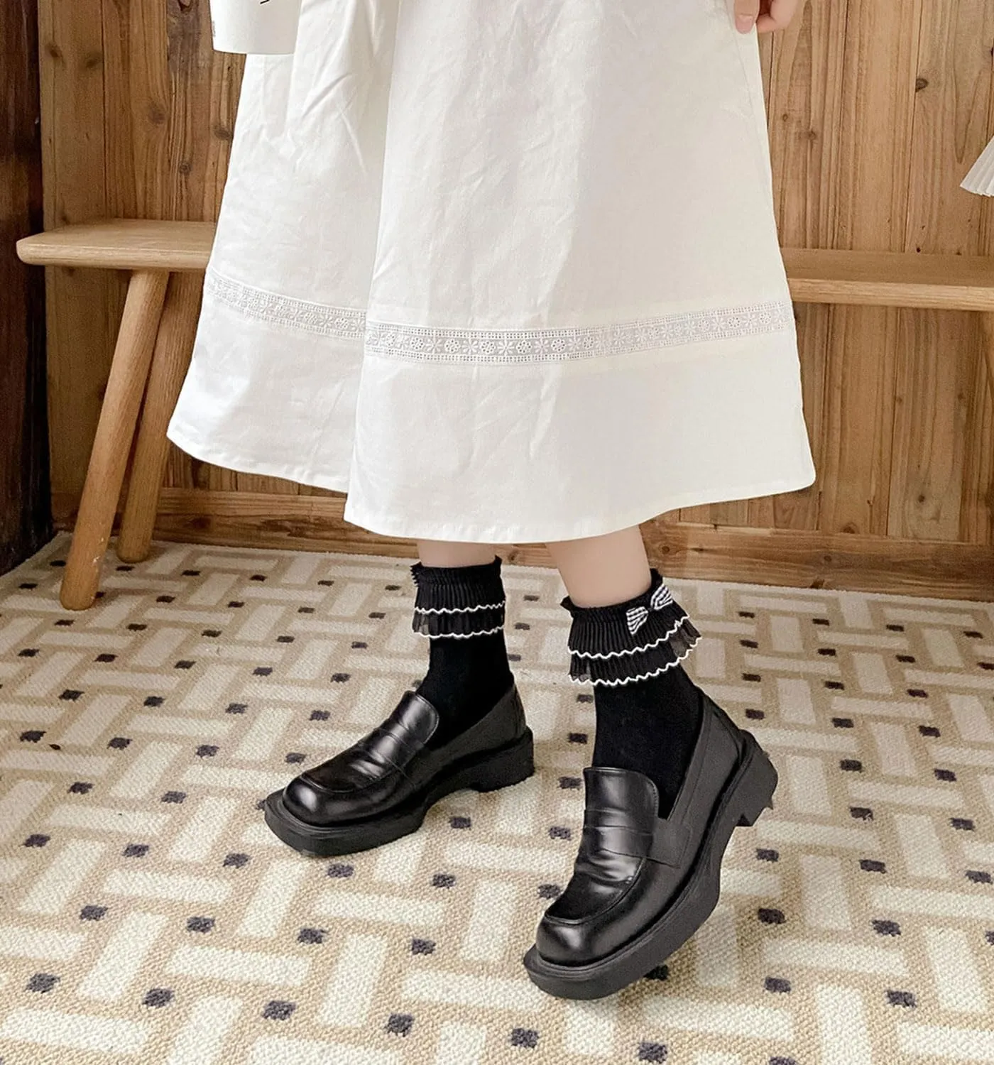 Women Lace Ruffle Socks Transparent Mesh Ruffle Dress Socks for Woman 3 Pairs