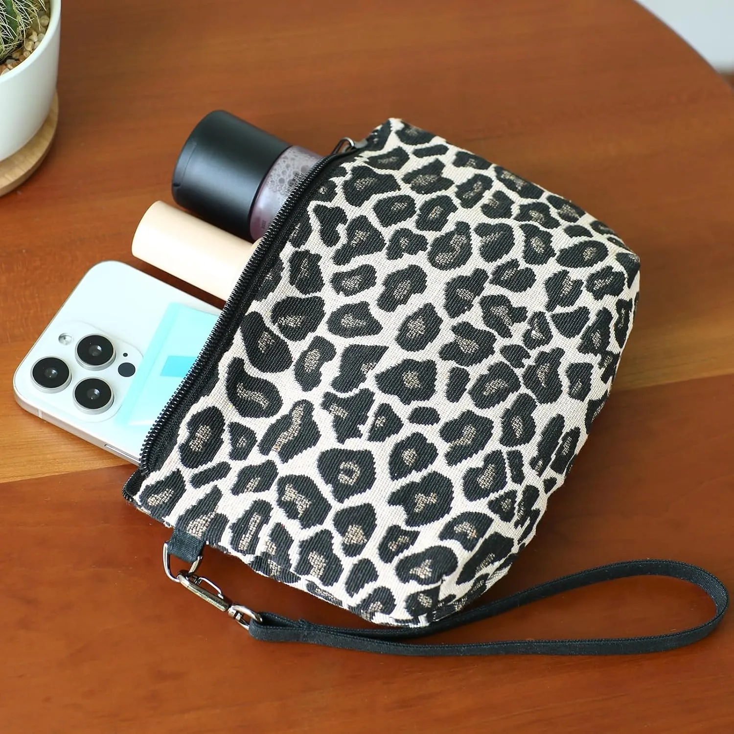 Women Zipper Wristlet Wallet with Coin Pocket