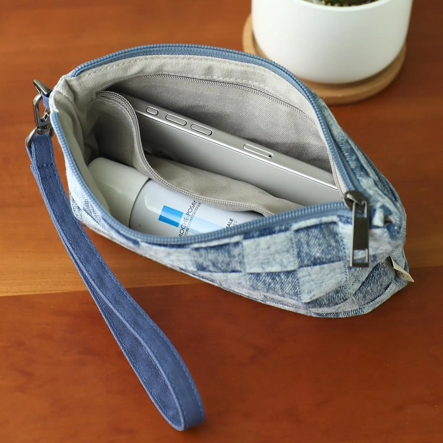 Women Zipper Wristlet Wallet with Coin Pocket