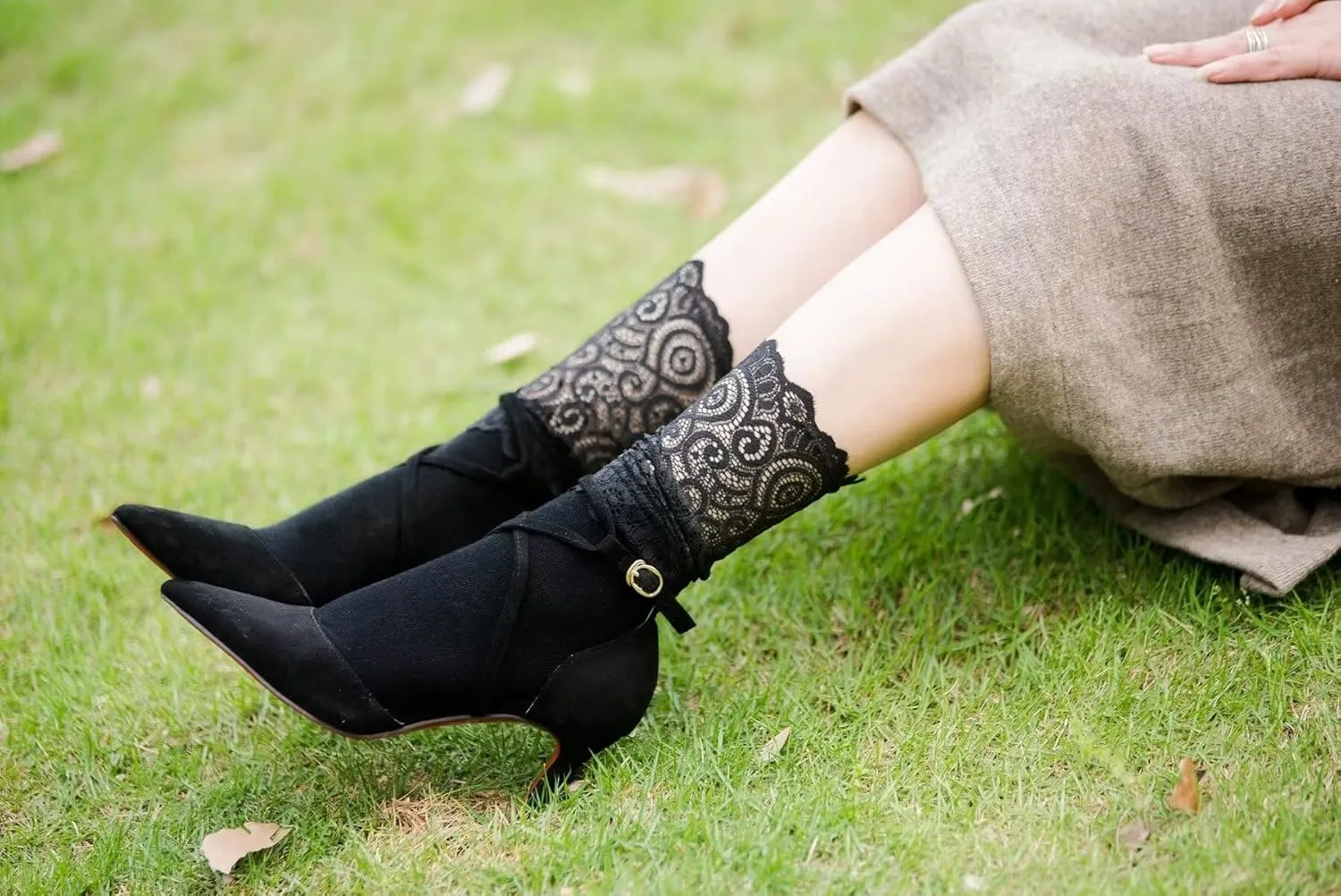 Womens Lace Cotton Socks Transparent Mesh Ruffle Dress Calf Socks