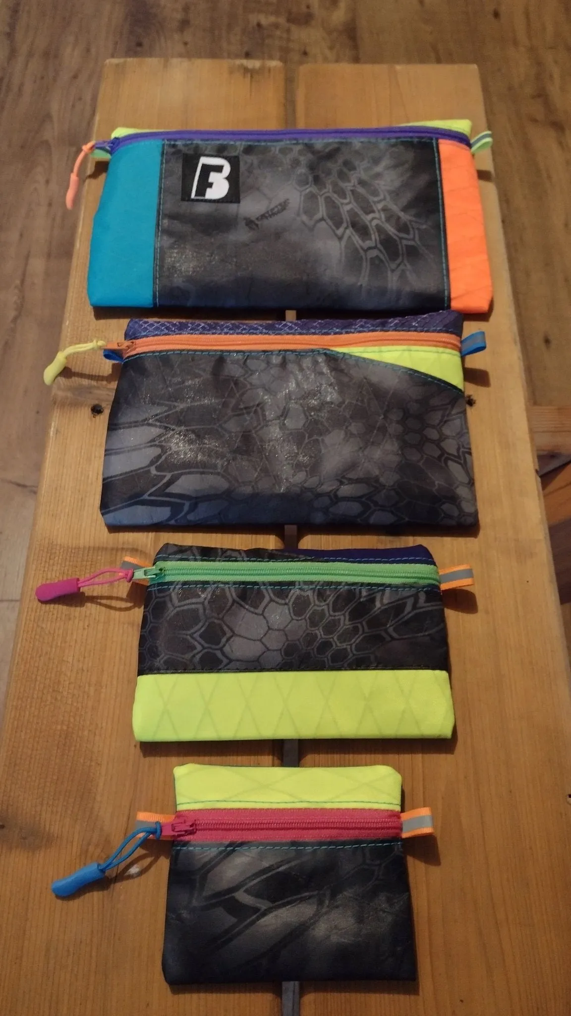 Zipper pouches