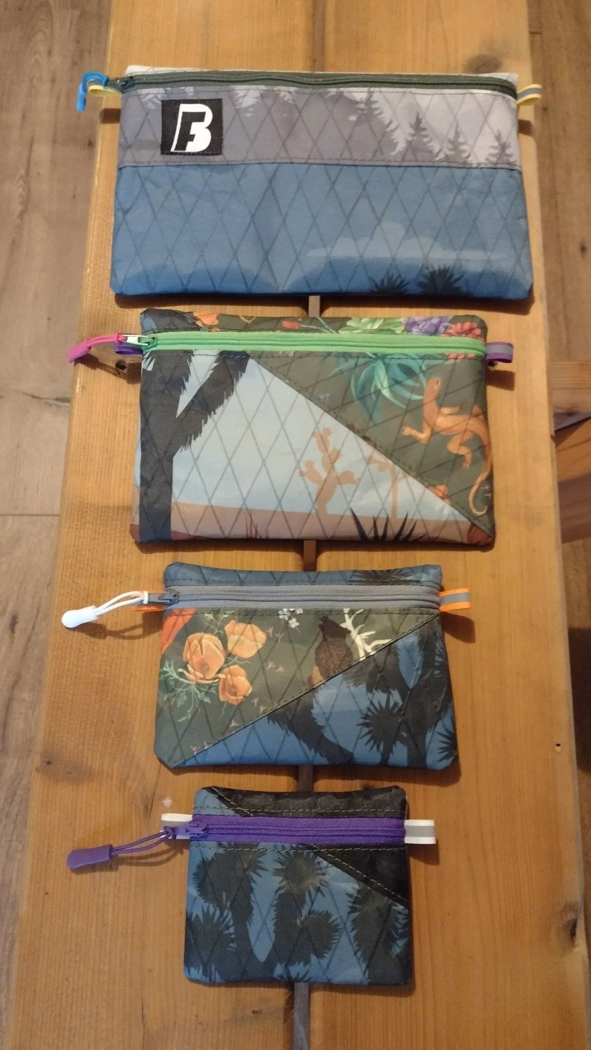 Zipper pouches